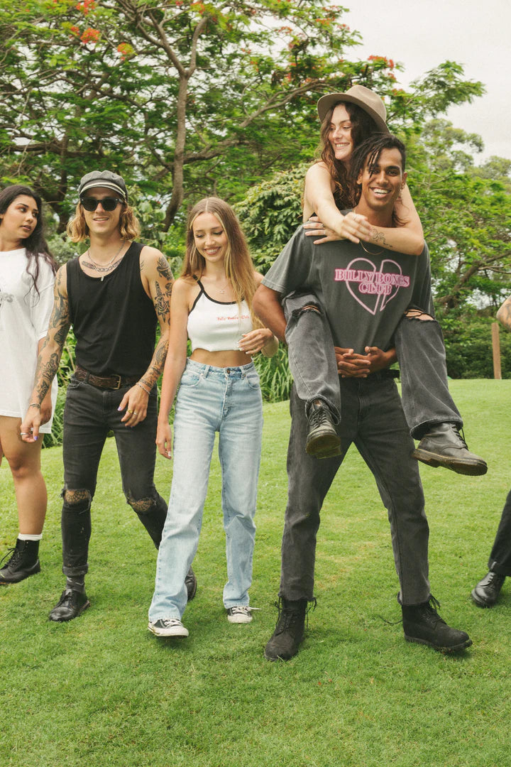 Billy Bones / Heartbreaker Neon Tee / Washed Black - Mama & Ivy