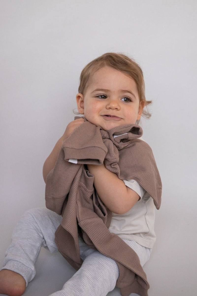 Mini Waffle Crew Jumper / Mocha - Mama & Ivy