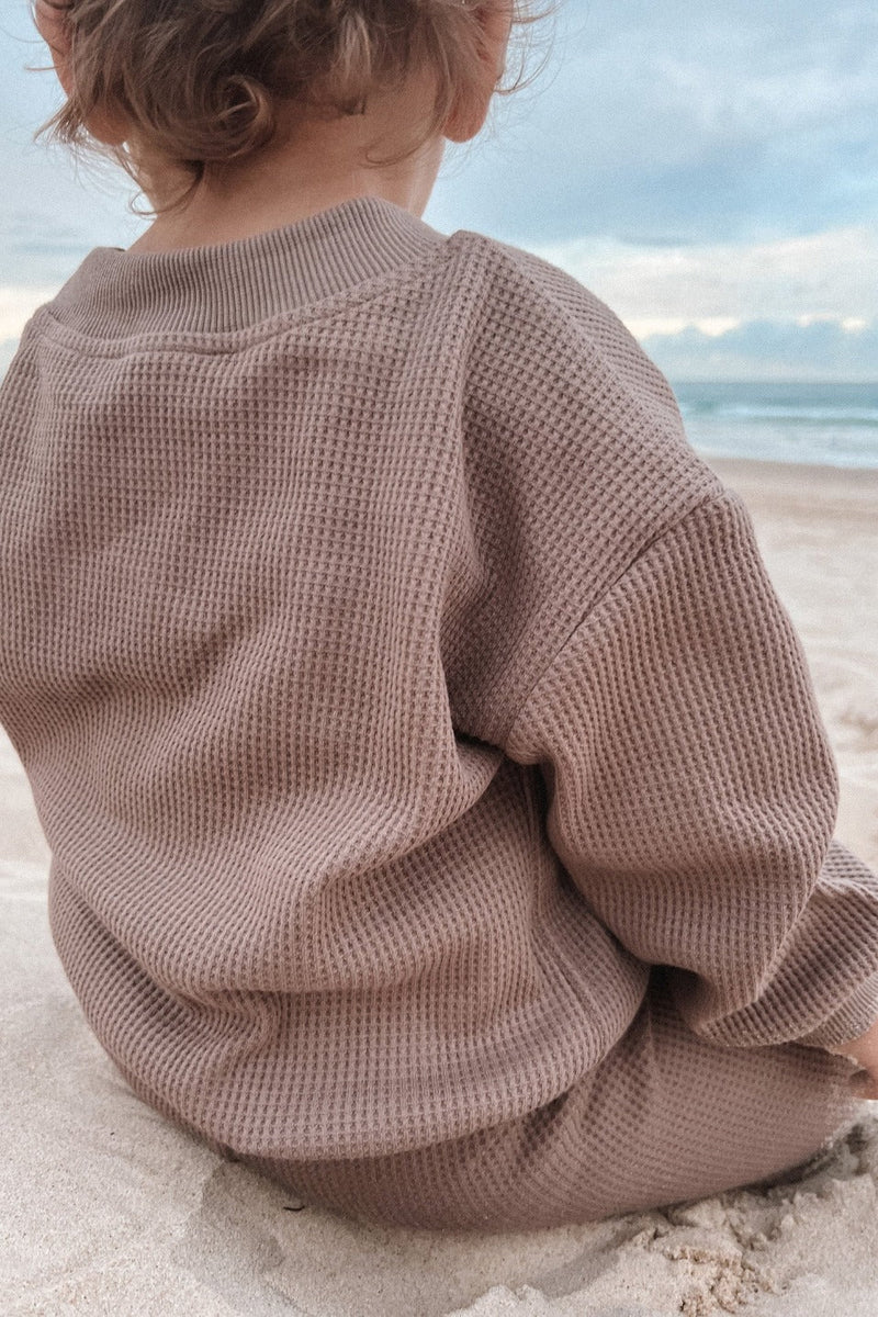 Mini Waffle Crew Jumper / Mocha - Mama & Ivy