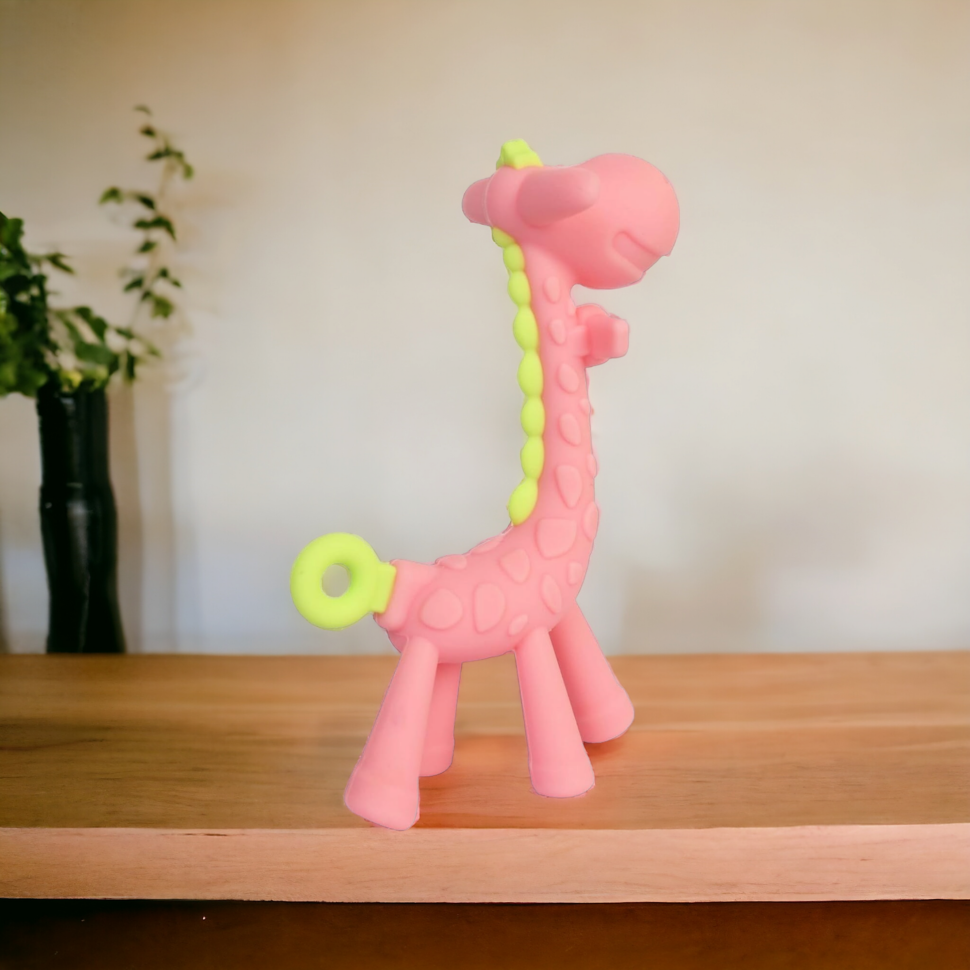 Groovy Giraffe Teether - Mama & Ivy